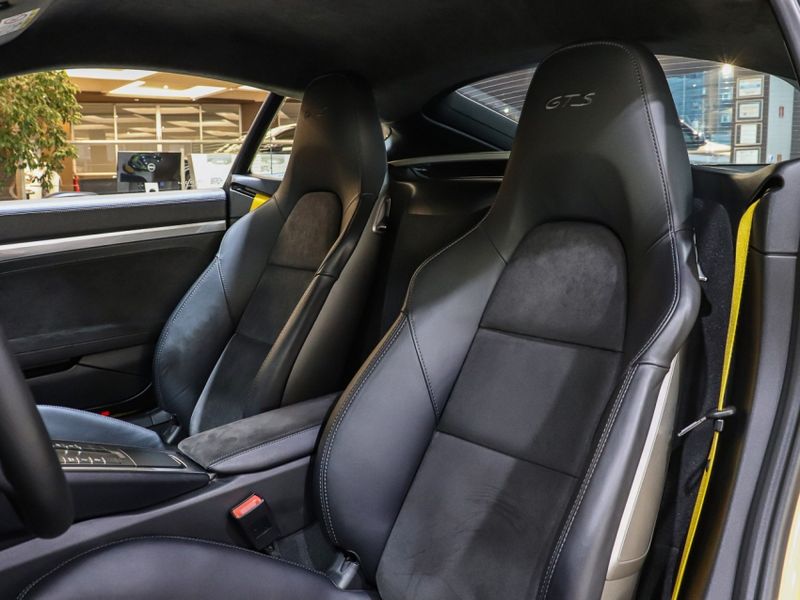 Porsche CAYMAN 3.4 GTS I6 24V GASOLINA 2P AUTOMÁTICO 2014/2015 VIA BELLA VEÍCULOS ESPECIAIS CAXIAS DO SUL / Carros no Vale