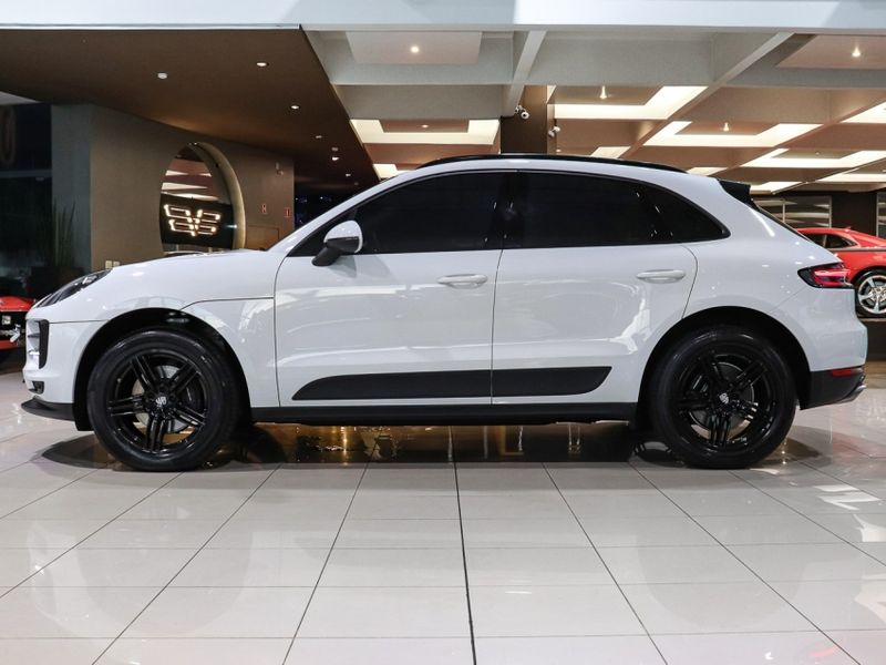 Porsche MACAN 2.0 16V GASOLINA 4P AUTOMÁTICO 2019/2020 VIA BELLA VEÍCULOS ESPECIAIS CAXIAS DO SUL / Carros no Vale
