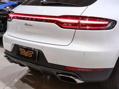 Porsche MACAN 2.0 16V GASOLINA 4P AUTOMÁTICO 2019/2020 VIA BELLA VEÍCULOS ESPECIAIS CAXIAS DO SUL / Carros no Vale
