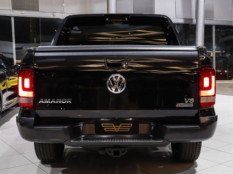 Volkswagen AMAROK 3.0 V6 TDI DIESEL HIGHLINE EXTREME CD 4MOTION AUTOMÁTICO 2021/2022 VIA BELLA VEÍCULOS ESPECIAIS CAXIAS DO SUL / Carros no Vale
