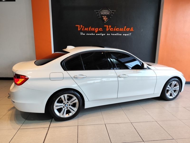 BMW 320i 2.0 16V TURBO ACTIVE FLEX 4P AUTOMÁTICO 2015/2015 VINTAGE VEÍCULOS CAXIAS DO SUL / Carros no Vale