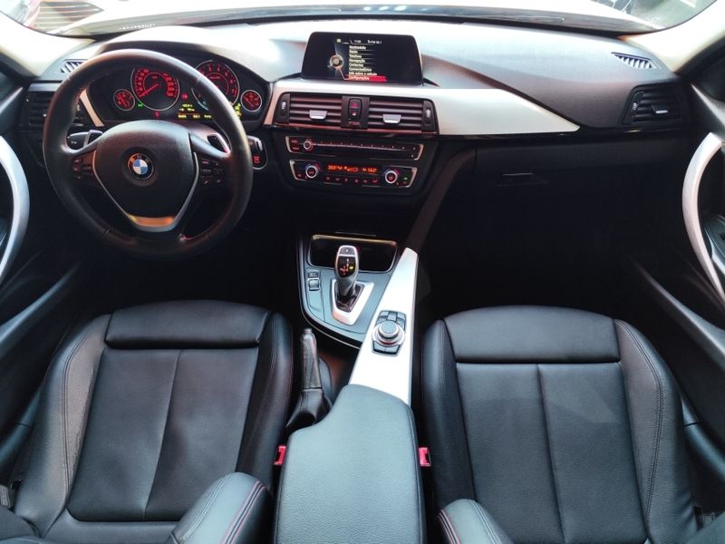 BMW 320i 2.0 16V TURBO ACTIVE FLEX 4P AUTOMÁTICO 2015/2015 VINTAGE VEÍCULOS CAXIAS DO SUL / Carros no Vale