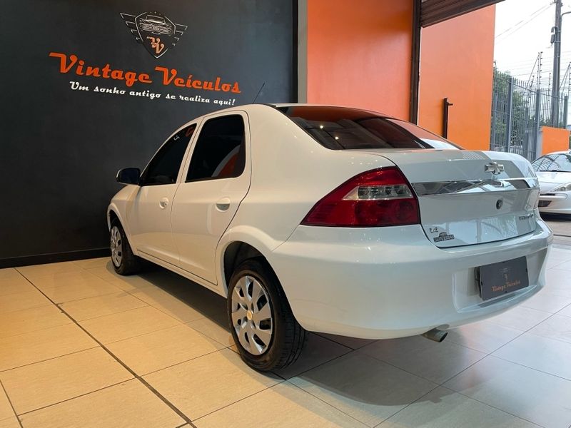 Chevrolet PRISMA 1.4 MPFI LT 8V FLEX 4P MANUAL 2012/2012 VINTAGE VEÍCULOS CAXIAS DO SUL / Carros no Vale