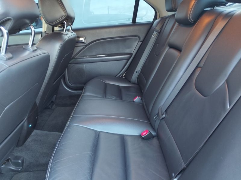 Ford FUSION 2.5 SEL 16V GASOLINA 4P AUTOMÁTICO 2012/2012 VINTAGE VEÍCULOS CAXIAS DO SUL / Carros no Vale