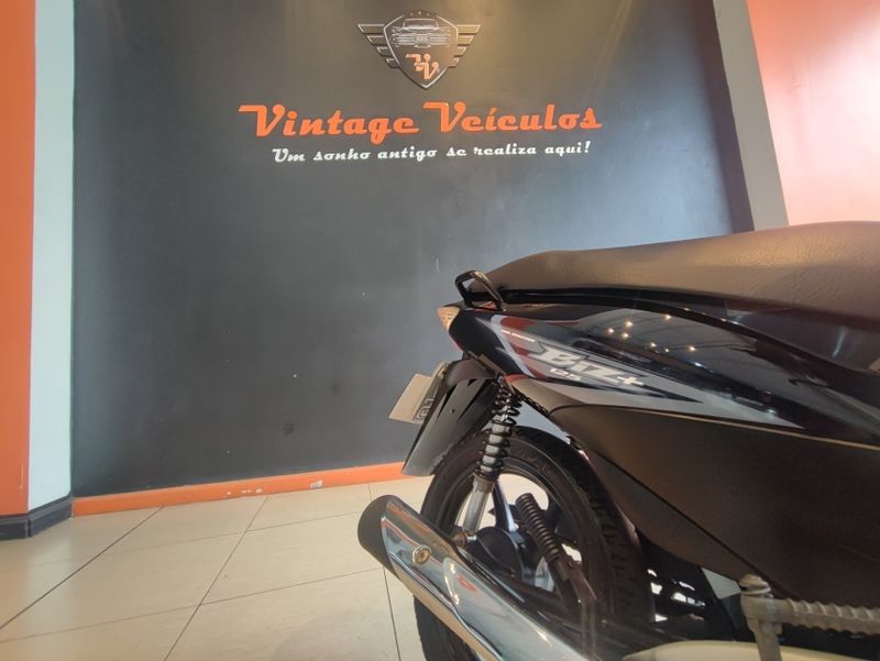 Honda Motos Biz 125+ + 2010/2010 VINTAGE VEÍCULOS CAXIAS DO SUL / Carros no Vale