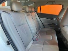 Honda CIVIC 2.0 LXR 16V FLEX 4P AUTOMÁTICO 2013/2014 VINTAGE VEÍCULOS CAXIAS DO SUL / Carros no Vale