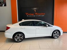 Honda CIVIC 2.0 LXR 16V FLEX 4P AUTOMÁTICO 2013/2014 VINTAGE VEÍCULOS CAXIAS DO SUL / Carros no Vale