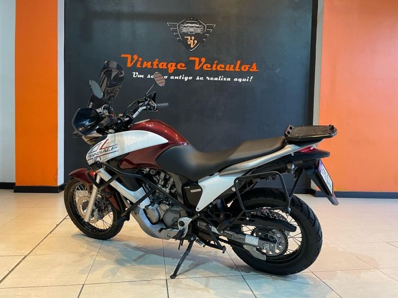 Honda Motos XL 700V TRANSALP 2011/2011 VINTAGE VEÍCULOS CAXIAS DO SUL / Carros no Vale
