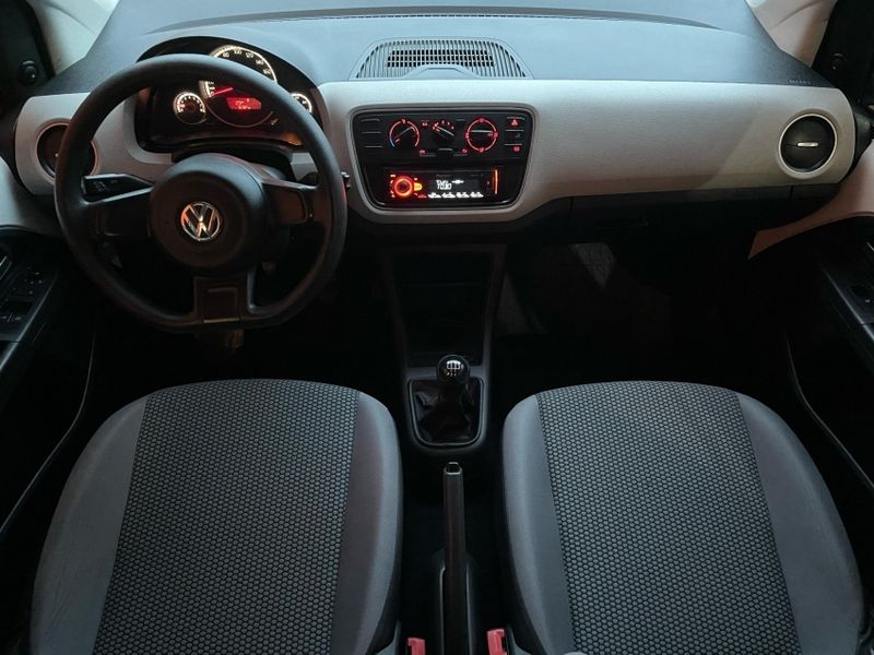 Volkswagen UP 1.0 MPI MOVE UP 12V FLEX 4P MANUAL 2014/2015 VINTAGE VEÍCULOS CAXIAS DO SUL / Carros no Vale