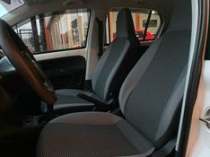 Volkswagen UP 1.0 MPI MOVE UP 12V FLEX 4P MANUAL 2014/2015 VINTAGE VEÍCULOS CAXIAS DO SUL / Carros no Vale