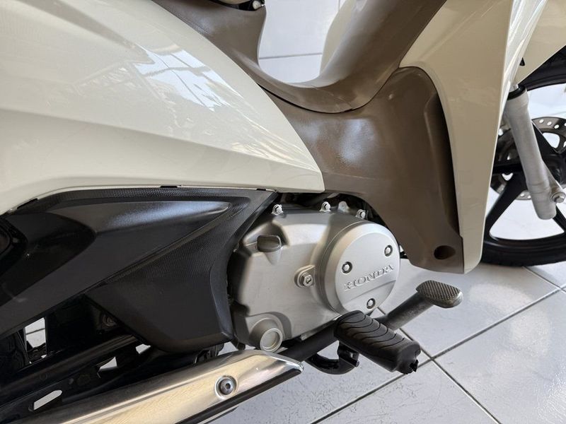 Honda Motos BIZ 125 2018 SÓ MOTOS E AUTOMÓVEIS SANTA CRUZ DO SUL / Carros no Vale