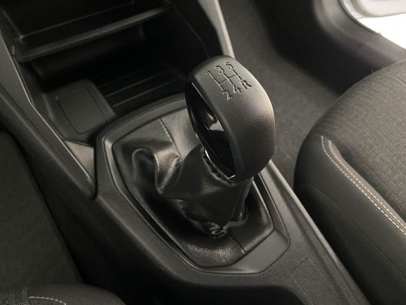 Peugeot 208 LIKE 1.0 2024 SÓ MOTOS E AUTOMÓVEIS SANTA CRUZ DO SUL / Carros no Vale