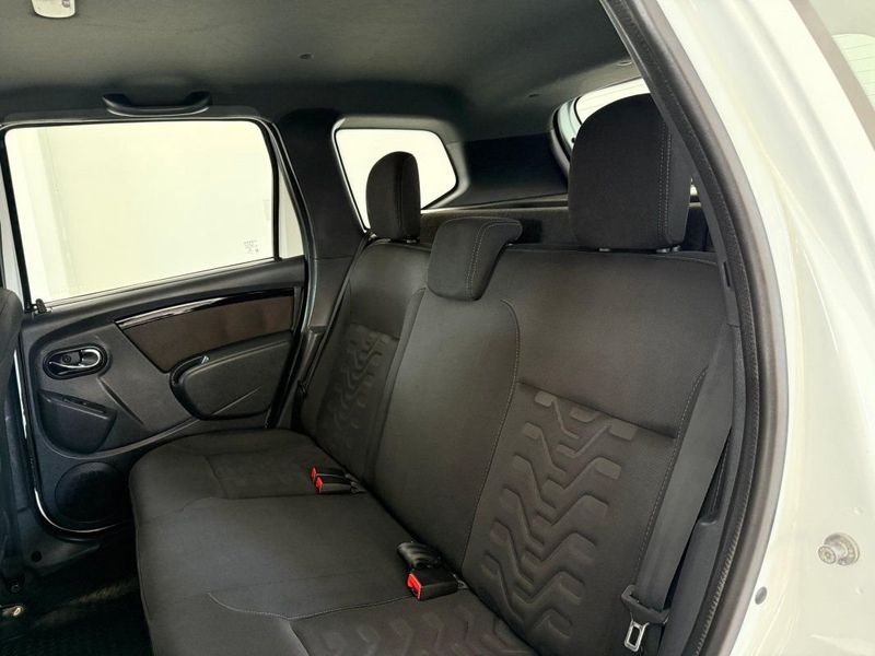 Renault DUSTER DYNAMIQUE 2.0 MT6 2016 SÓ MOTOS E AUTOMÓVEIS SANTA CRUZ DO SUL / Carros no Vale