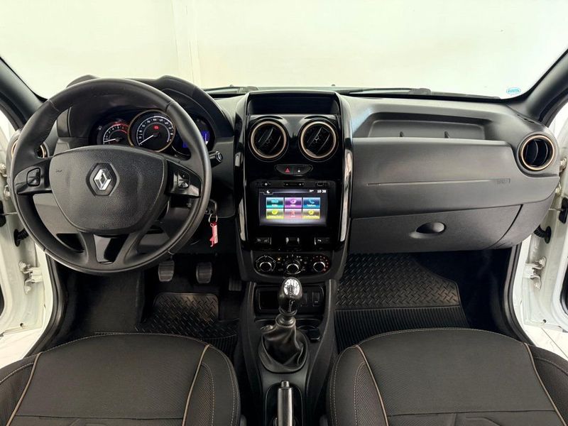Renault DUSTER DYNAMIQUE 2.0 MT6 2016 SÓ MOTOS E AUTOMÓVEIS SANTA CRUZ DO SUL / Carros no Vale
