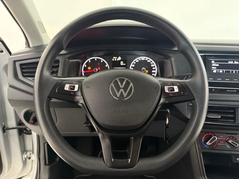 VOLKSWAGEN POLO TRACK 1.0 2024 SÓ MOTOS E AUTOMÓVEIS SANTA CRUZ DO SUL / Carros no Vale
