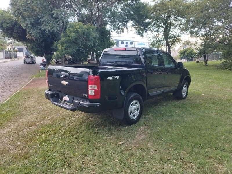 Chevrolet S10 LS 2.8 TDI 2015 GRASSI VEÍCULOS LAJEADO / Carros no Vale