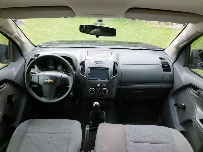 Chevrolet S10 LS 2.8 TDI 2015 GRASSI VEÍCULOS LAJEADO / Carros no Vale