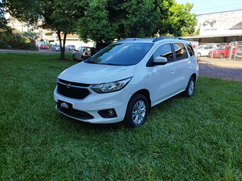 Chevrolet SPIN LT 1.8 2020 GRASSI VEÍCULOS LAJEADO / Carros no Vale