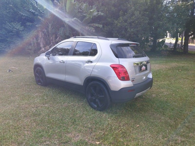 Chevrolet TRACKER LTZ 1.8 2014 GRASSI VEÍCULOS LAJEADO / Carros no Vale