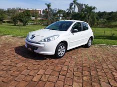 Peugeot 207 XR 1.4 2013 GRASSI VEÍCULOS LAJEADO / Carros no Vale