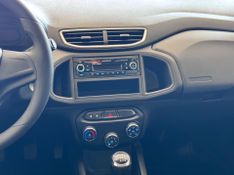Chevrolet Onix 1.0 Lt 2017/2018 COVEL VEICULOS ENCANTADO / Carros no Vale