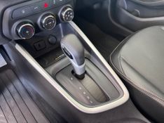 Chevrolet Onix Plus 1.0t Premier 2 2022/2023 COVEL VEICULOS ENCANTADO / Carros no Vale