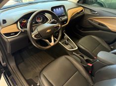 Chevrolet Onix Plus 1.0t Premier 2 2022/2023 COVEL VEICULOS ENCANTADO / Carros no Vale
