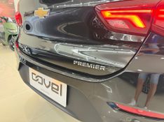 Chevrolet Onix Plus 1.0t Premier 2 2022/2023 COVEL VEICULOS ENCANTADO / Carros no Vale