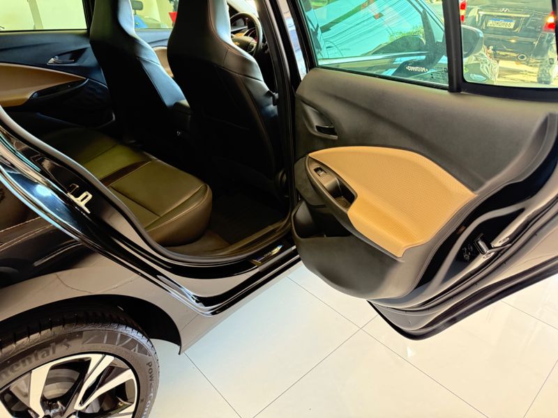 Chevrolet Onix Plus 1.0t Premier 2 2022/2023 COVEL VEICULOS ENCANTADO / Carros no Vale