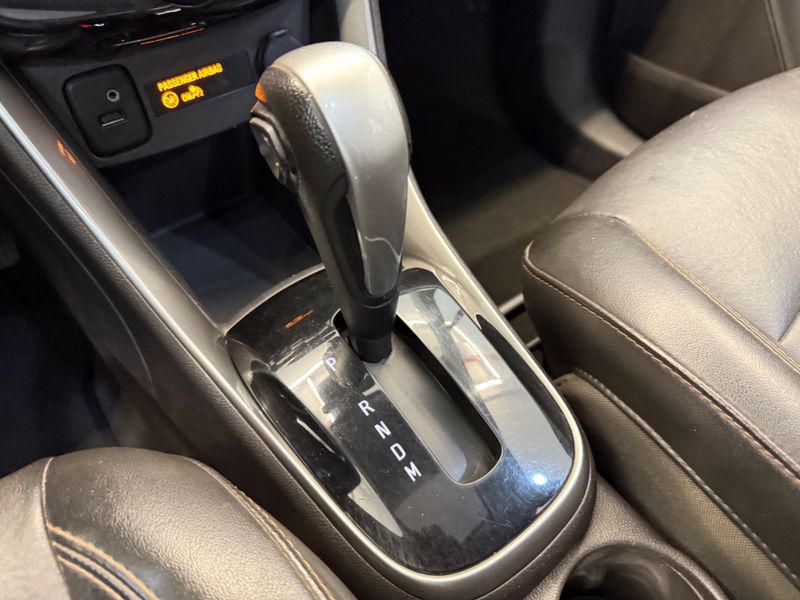 Chevrolet Tracker Ltz 1.4 2016/2017 COVEL VEICULOS ENCANTADO / Carros no Vale