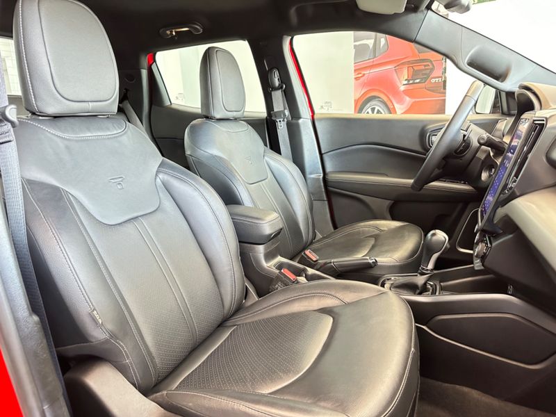 Fiat Toro 1.3 Turbo 270 Volcano At6 2022/2023 COVEL VEICULOS ENCANTADO / Carros no Vale