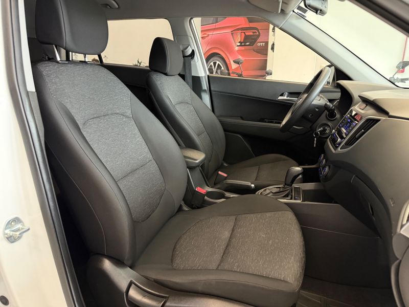 Hyundai Creta Smart 1.6 16v 2019/2020 COVEL VEICULOS ENCANTADO / Carros no Vale
