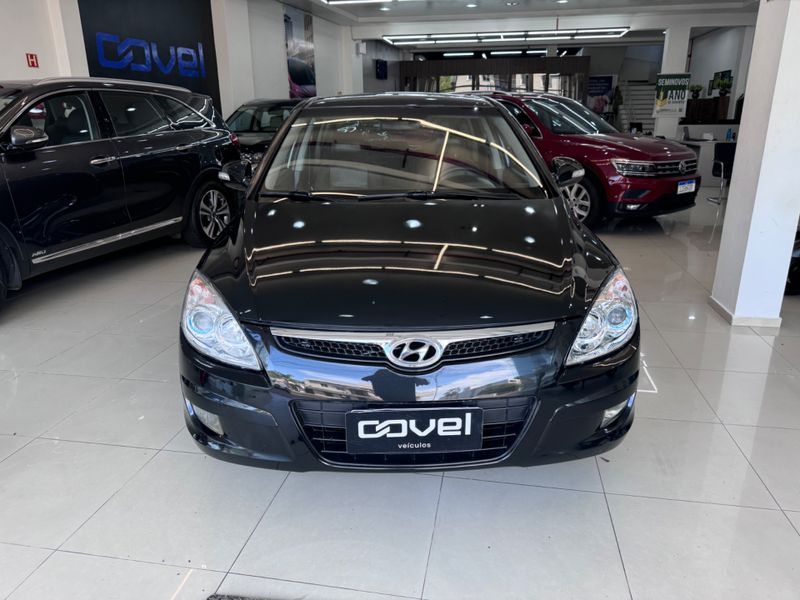 Hyundai I30 2.0 2009/2010 COVEL VEICULOS ENCANTADO / Carros no Vale