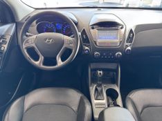 Hyundai Ix35 2.0 Launching Edition 16v 2015/2016 COVEL VEICULOS ENCANTADO / Carros no Vale