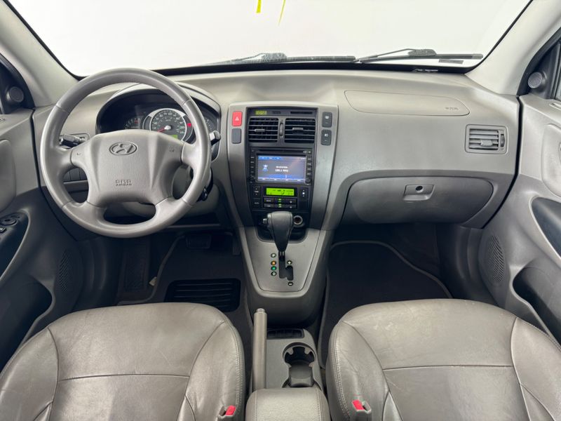 Hyundai Tucson Glsb 2013/2014 COVEL VEICULOS ENCANTADO / Carros no Vale
