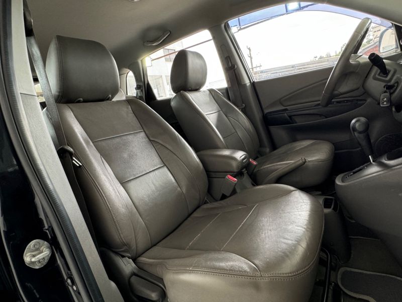 Hyundai Tucson Glsb 2013/2014 COVEL VEICULOS ENCANTADO / Carros no Vale