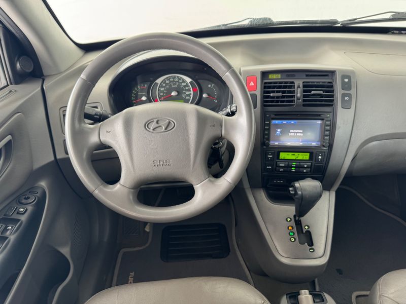 Hyundai Tucson Glsb 2013/2014 COVEL VEICULOS ENCANTADO / Carros no Vale