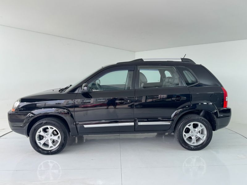 Hyundai Tucson Glsb 2013/2014 COVEL VEICULOS ENCANTADO / Carros no Vale