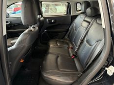 Jeep Compass 2.0 16v Sport 2017/2017 COVEL VEICULOS ENCANTADO / Carros no Vale