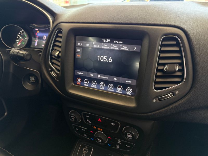 Jeep Compass Longitude 2.0 2020/2020 COVEL VEICULOS ENCANTADO / Carros no Vale