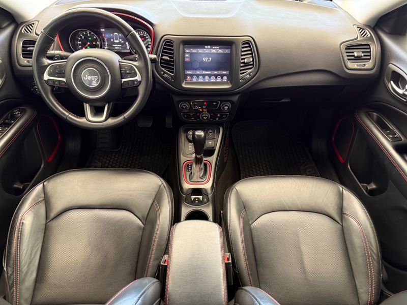 Jeep Compass Trailhawk 2.0 16v 4×4 2020/2021 COVEL VEICULOS ENCANTADO / Carros no Vale