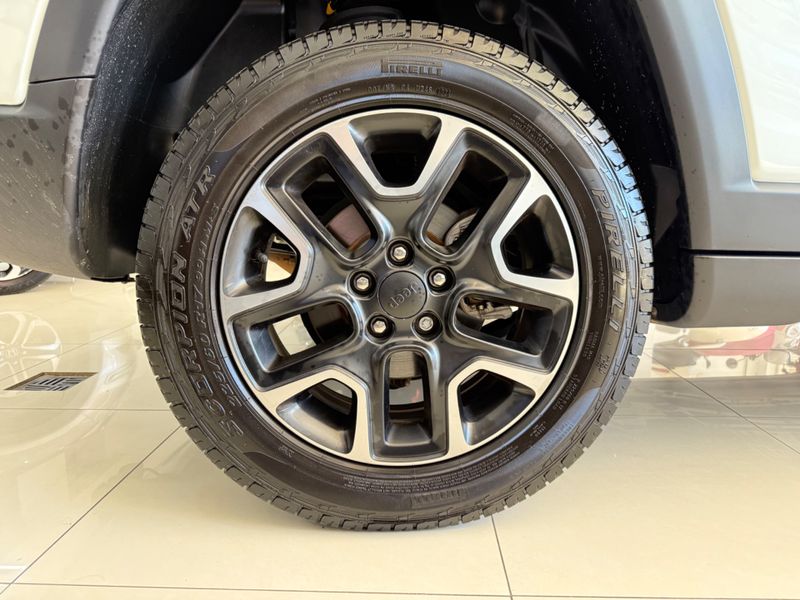 Jeep Compass Trailhawk 2.0 16v 4×4 2020/2021 COVEL VEICULOS ENCANTADO / Carros no Vale