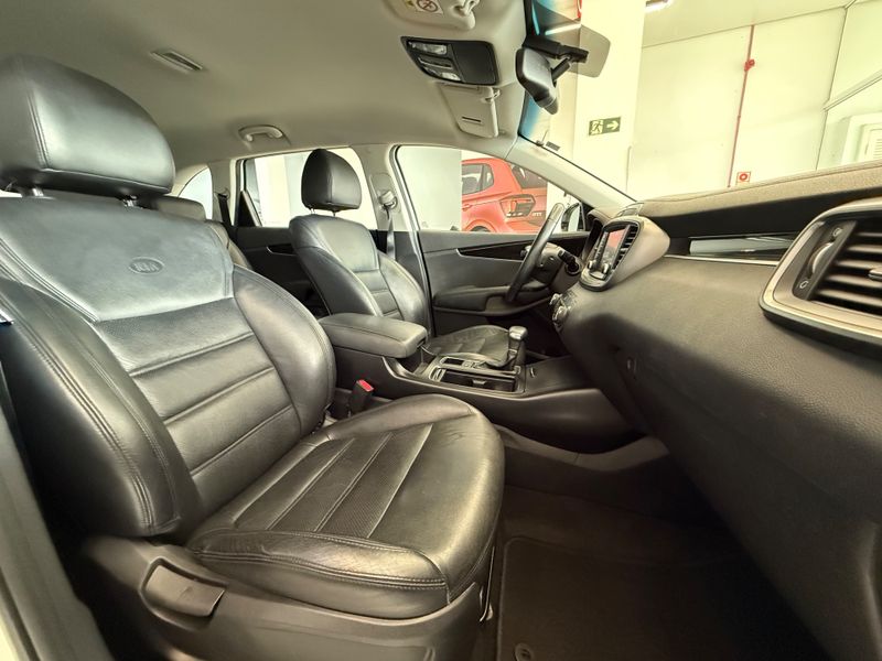 Kia Sorento Ex 4×2 2.4 16v 2018/2019 COVEL VEICULOS ENCANTADO / Carros no Vale