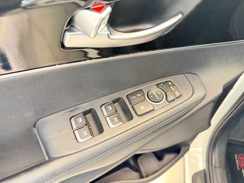 Kia Sorento Ex 4×2 2.4 16v 2018/2019 COVEL VEICULOS ENCANTADO / Carros no Vale