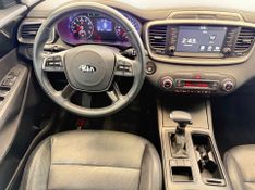 Kia Sorento Ex 4×2 2.4 16v 2018/2019 COVEL VEICULOS ENCANTADO / Carros no Vale