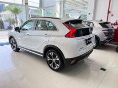 Mitsubishi Eclipse Cross Hpe 1.5 16v 165cv 2021/2022 COVEL VEICULOS ENCANTADO / Carros no Vale