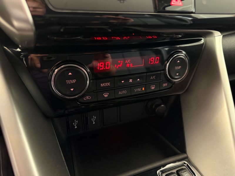 Mitsubishi Eclipse Cross Hpe 1.5 16v 165cv 2021/2022 COVEL VEICULOS ENCANTADO / Carros no Vale