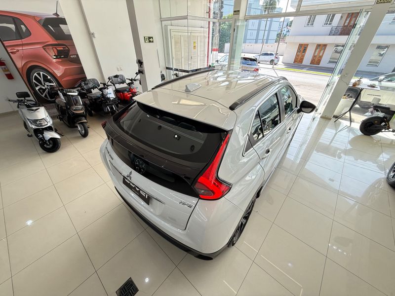 Mitsubishi Eclipse Cross Hpe 1.5 16v 165cv 2021/2022 COVEL VEICULOS ENCANTADO / Carros no Vale
