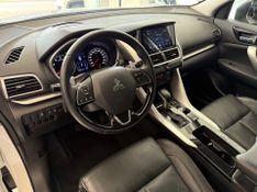 Mitsubishi Eclipse Cross Hpe 1.5 16v 165cv 2021/2022 COVEL VEICULOS ENCANTADO / Carros no Vale
