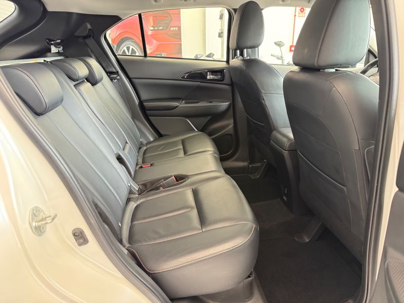 Mitsubishi Eclipse Cross Hpe 1.5 16v 165cv 2021/2022 COVEL VEICULOS ENCANTADO / Carros no Vale